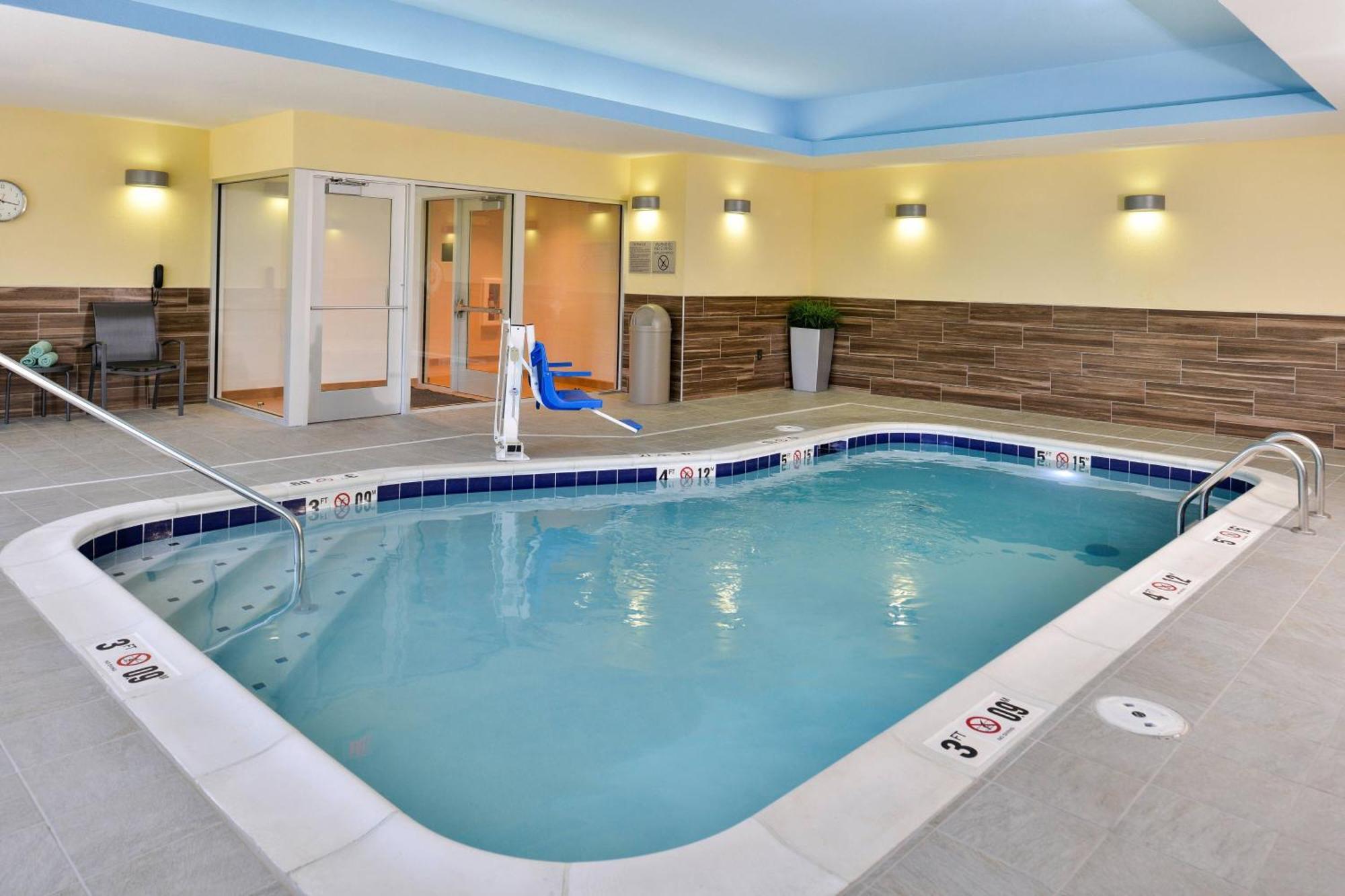 Fairfield Inn & Suites By Marriott St. Joseph Екстериор снимка
